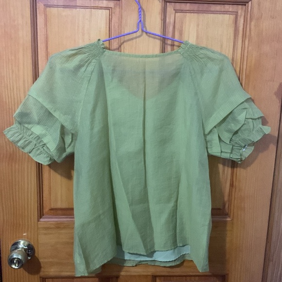 Chartreuse Flowy Blouse Top Button Down - Picture 2 of 2